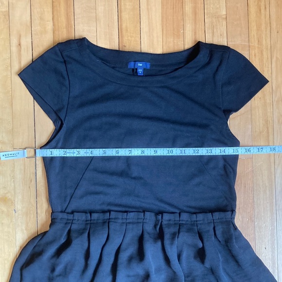 GAP Dress - Picture 7 of 11